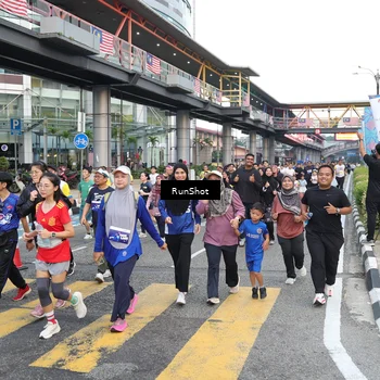 Runner Photo 4509484
