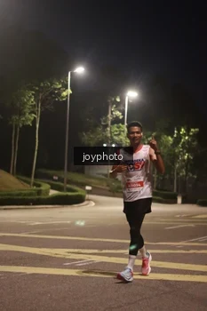 Runner Photo 4509520