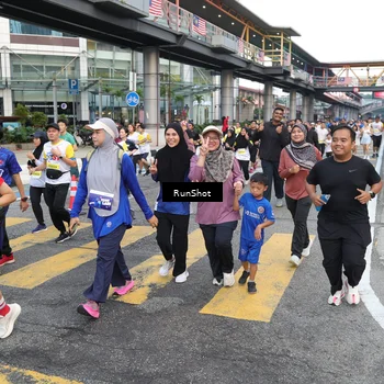 Runner Photo 4509534