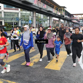 Runner Photo 4509575