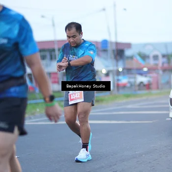 Runner Photo 4509593
