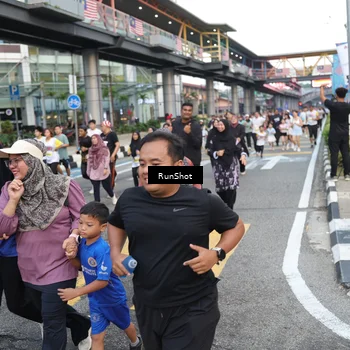 Runner Photo 4509622