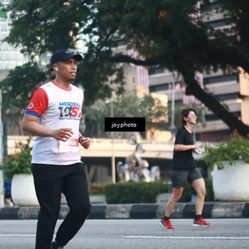 Runner Photo 4509698