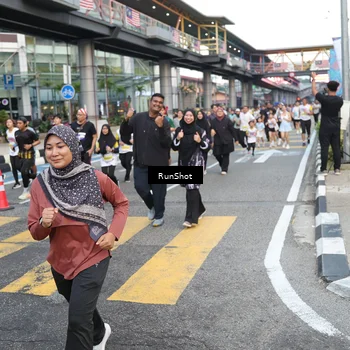 Runner Photo 4509745