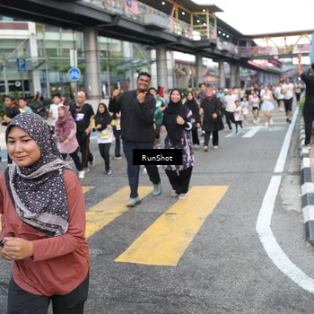 Runner Photo 4509762