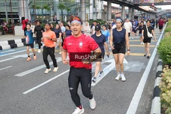 Runner Photo 4509875