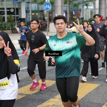 Runner Photo 4509914