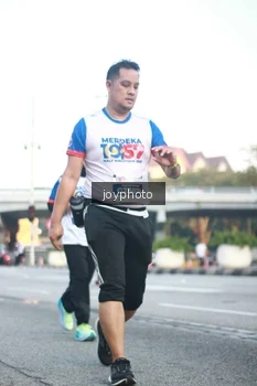 Runner Photo 4509919
