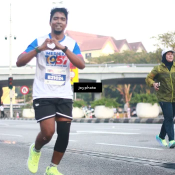 Runner Photo 4509936