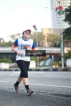 Runner Photo 4510134