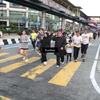 Runner Photo 4510142
