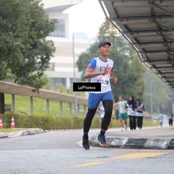 Runner Photo 4510193