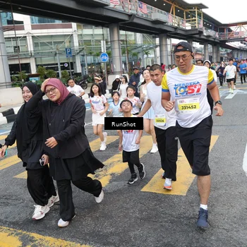 Runner Photo 4510334