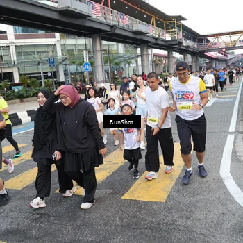 Runner Photo 4510371