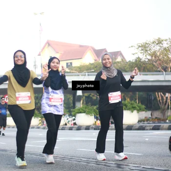 Runner Photo 4510467