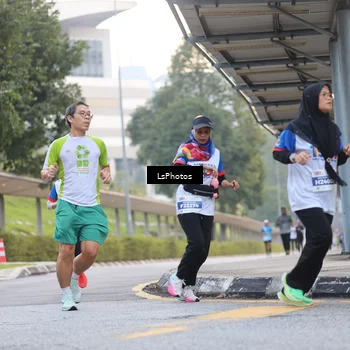 Runner Photo 4510468