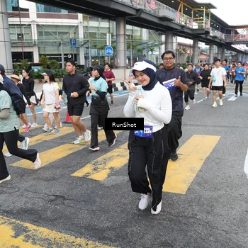 Runner Photo 4510571