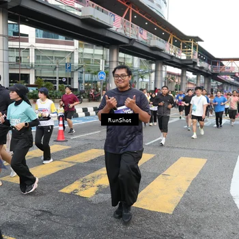 Runner Photo 4510678