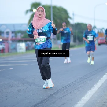 Runner Photo 4510713