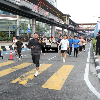 Runner Photo 4510799