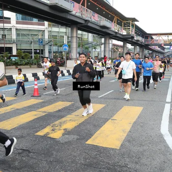 Runner Photo 4510863