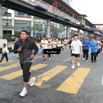Runner Photo 4510902