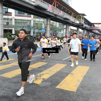 Runner Photo 4511004