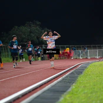 Runner Photo 4511023