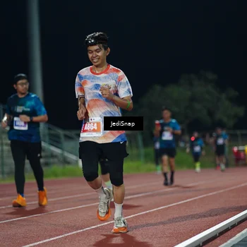 Runner Photo 4511042