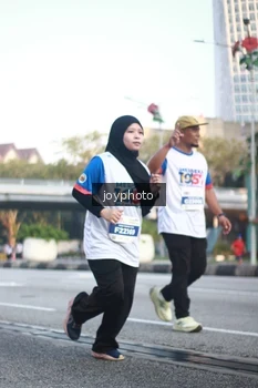 Runner Photo 4511055