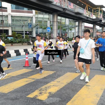 Runner Photo 4511059
