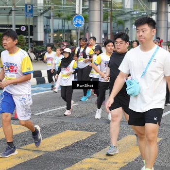 Runner Photo 4511082
