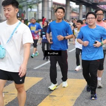 Runner Photo 4511112