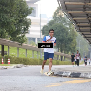 Runner Photo 4511117