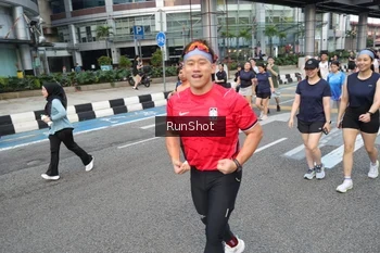 Runner Photo 4511172