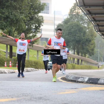 Runner Photo 4511306
