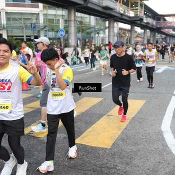 Runner Photo 4511330