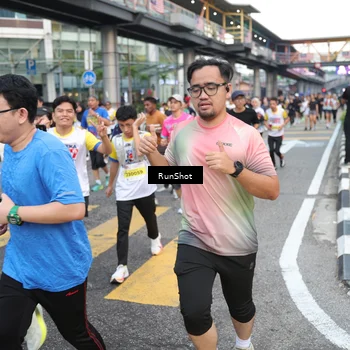 Runner Photo 4511333