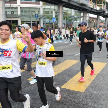 Runner Photo 4511340