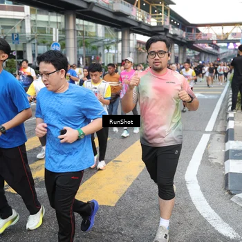 Runner Photo 4511351