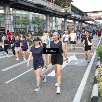 Runner Photo 4511370