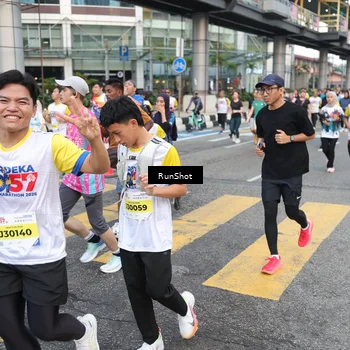 Runner Photo 4511405