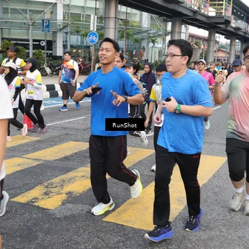 Runner Photo 4511414