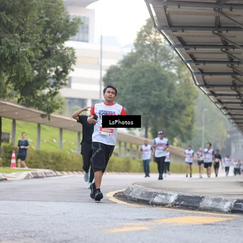 Runner Photo 4511428