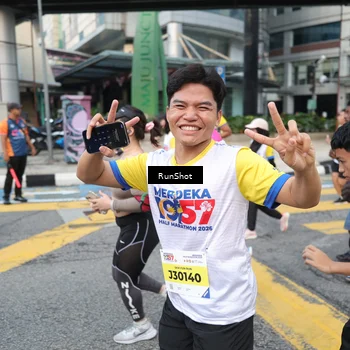Runner Photo 4511439