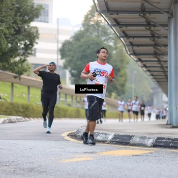 Runner Photo 4511489