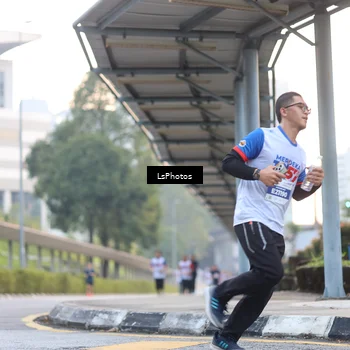Runner Photo 4511506