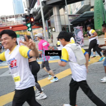 Runner Photo 4511555