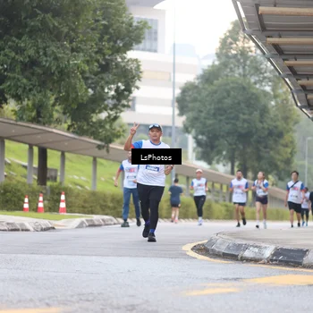 Runner Photo 4511654