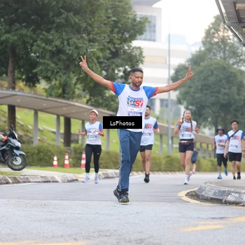 Runner Photo 4511665